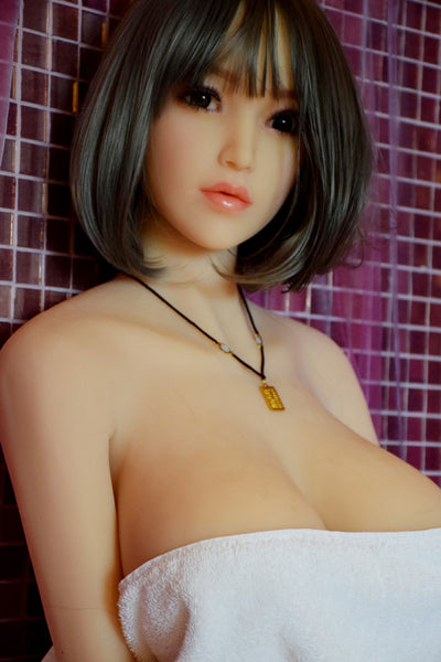 银髪熟女 セックス人形    6YEDOLL